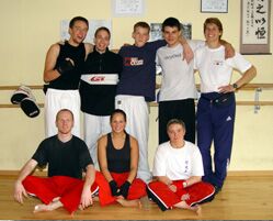 Das Kickboxteam mit Trainerin Heidi Hartmann