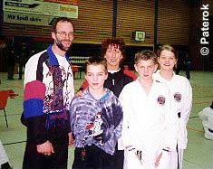 Ulrike Maaß (m), Weltmeisterin Shotokan Kumite 1998