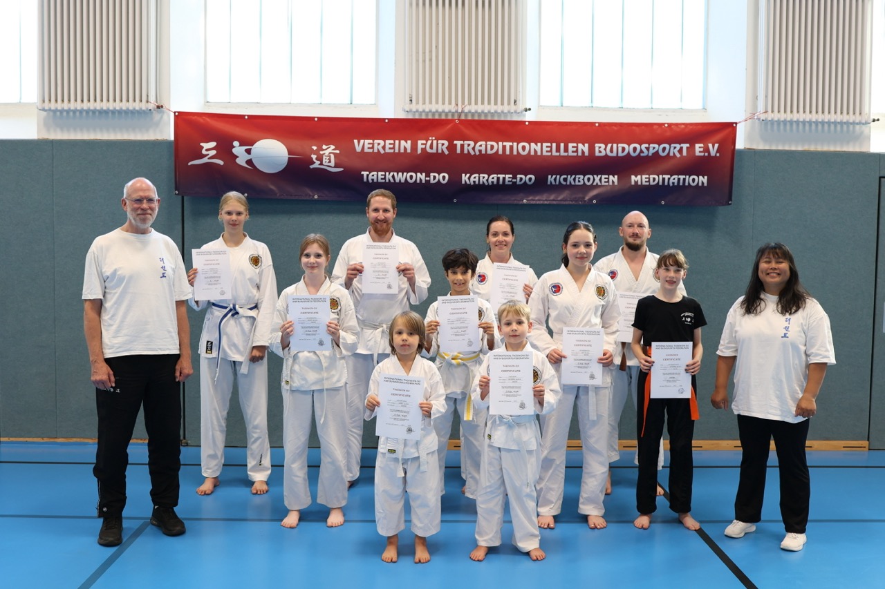 Gruppenbild Prüflinge